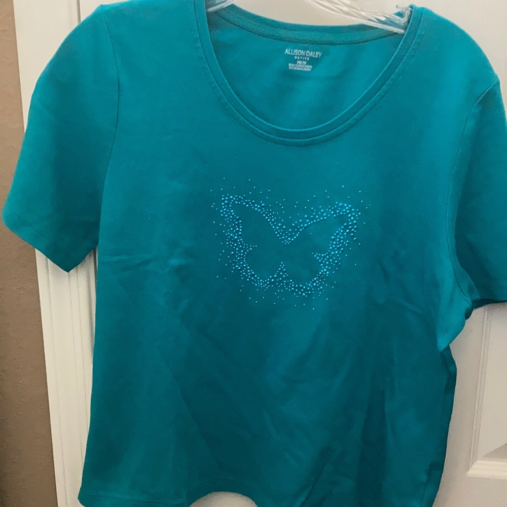 FINAL MARKDOWN Allison Daley decorative tee (PM)